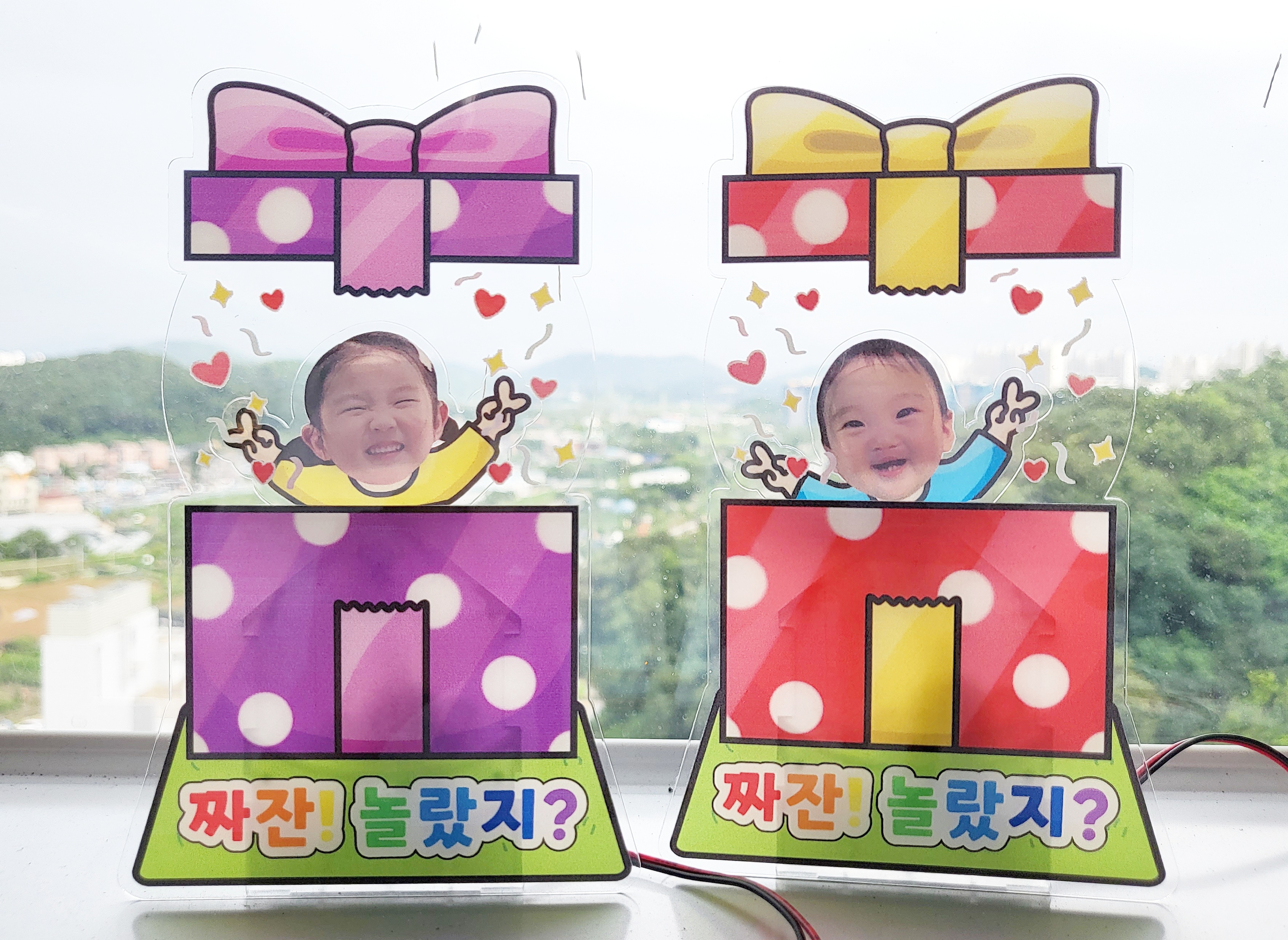 아크릴 선물상자 까딱인형