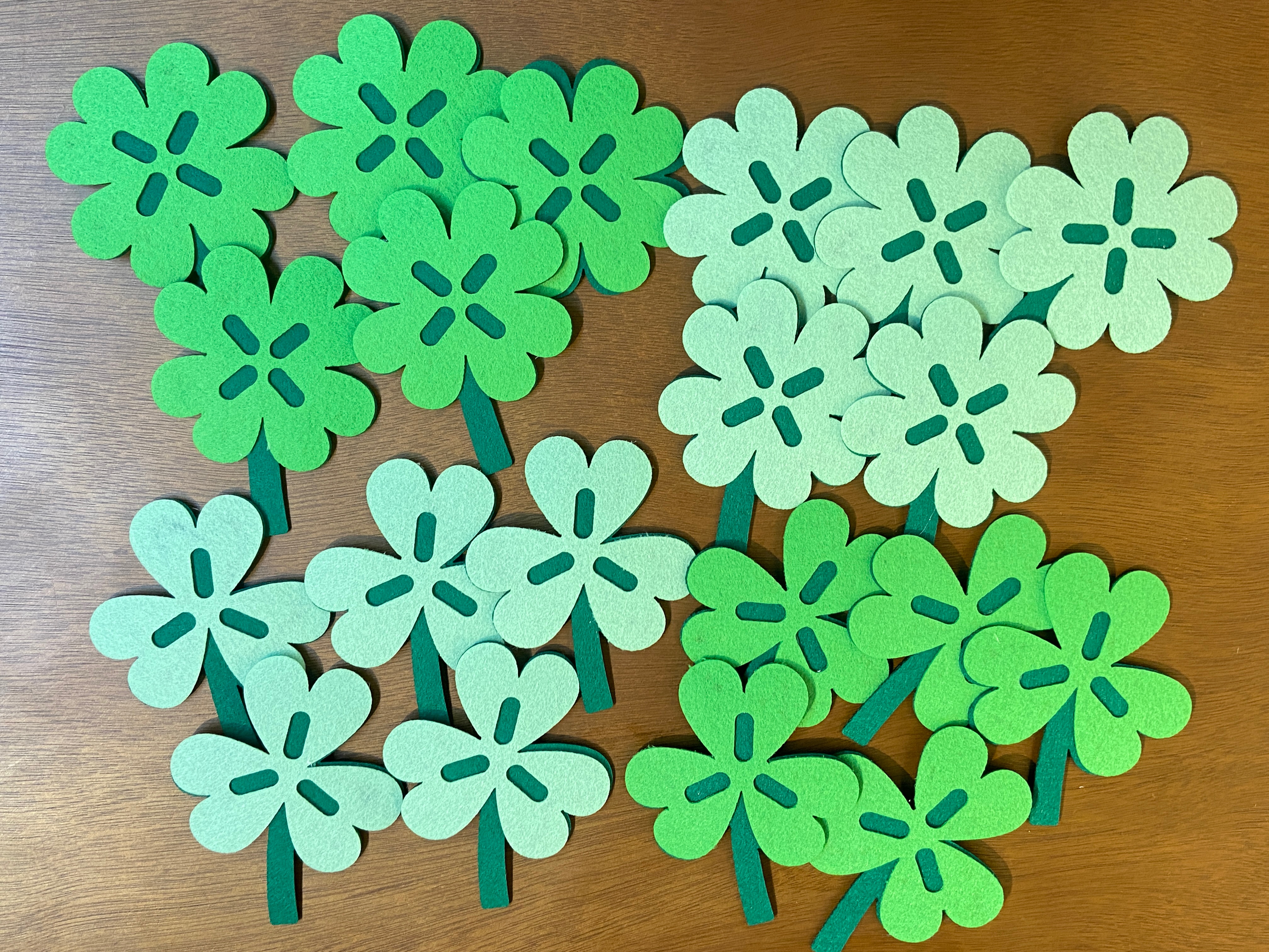 네잎클로버 찾기(반제)