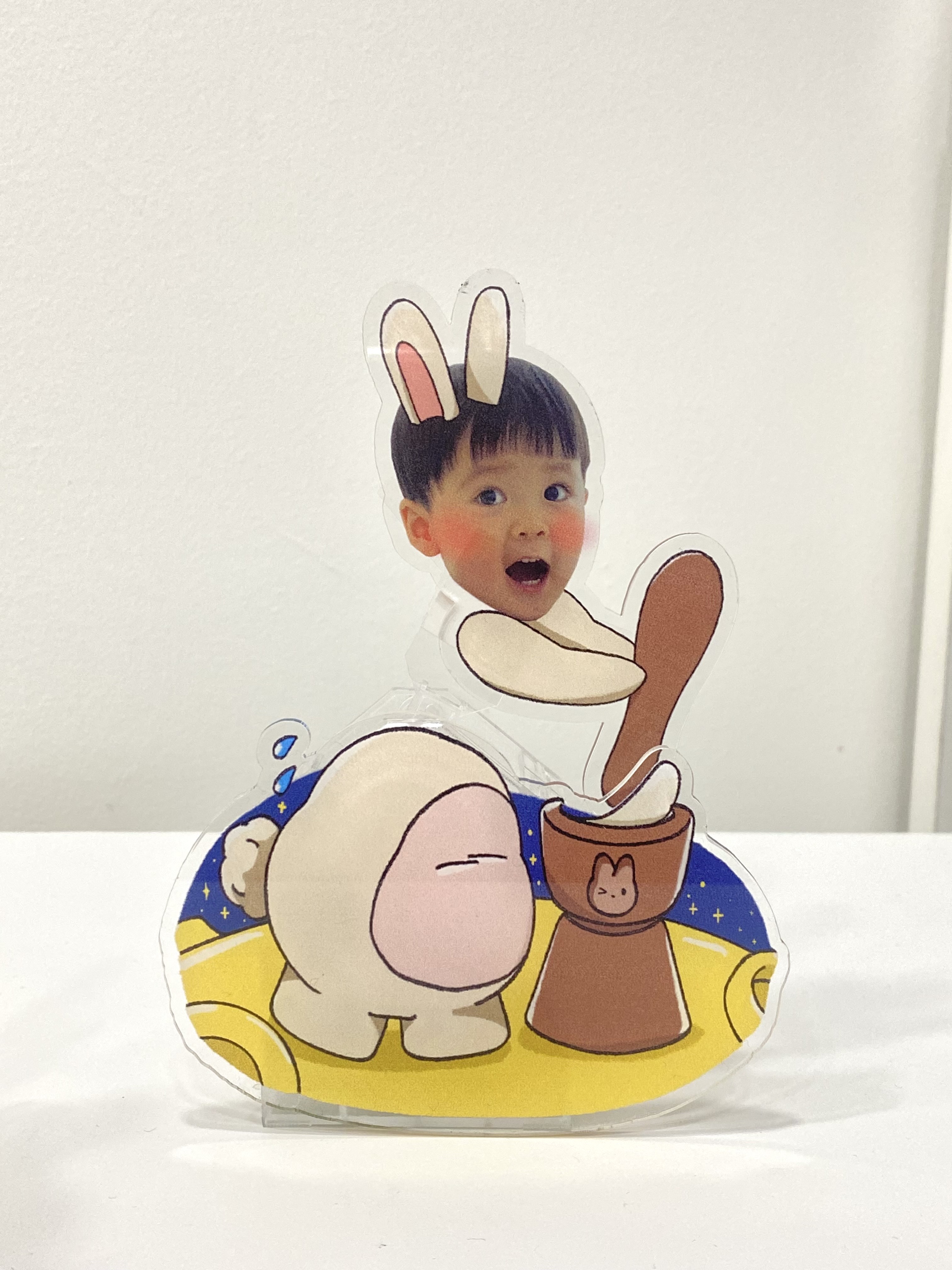 아크릴 토끼 까딱인형