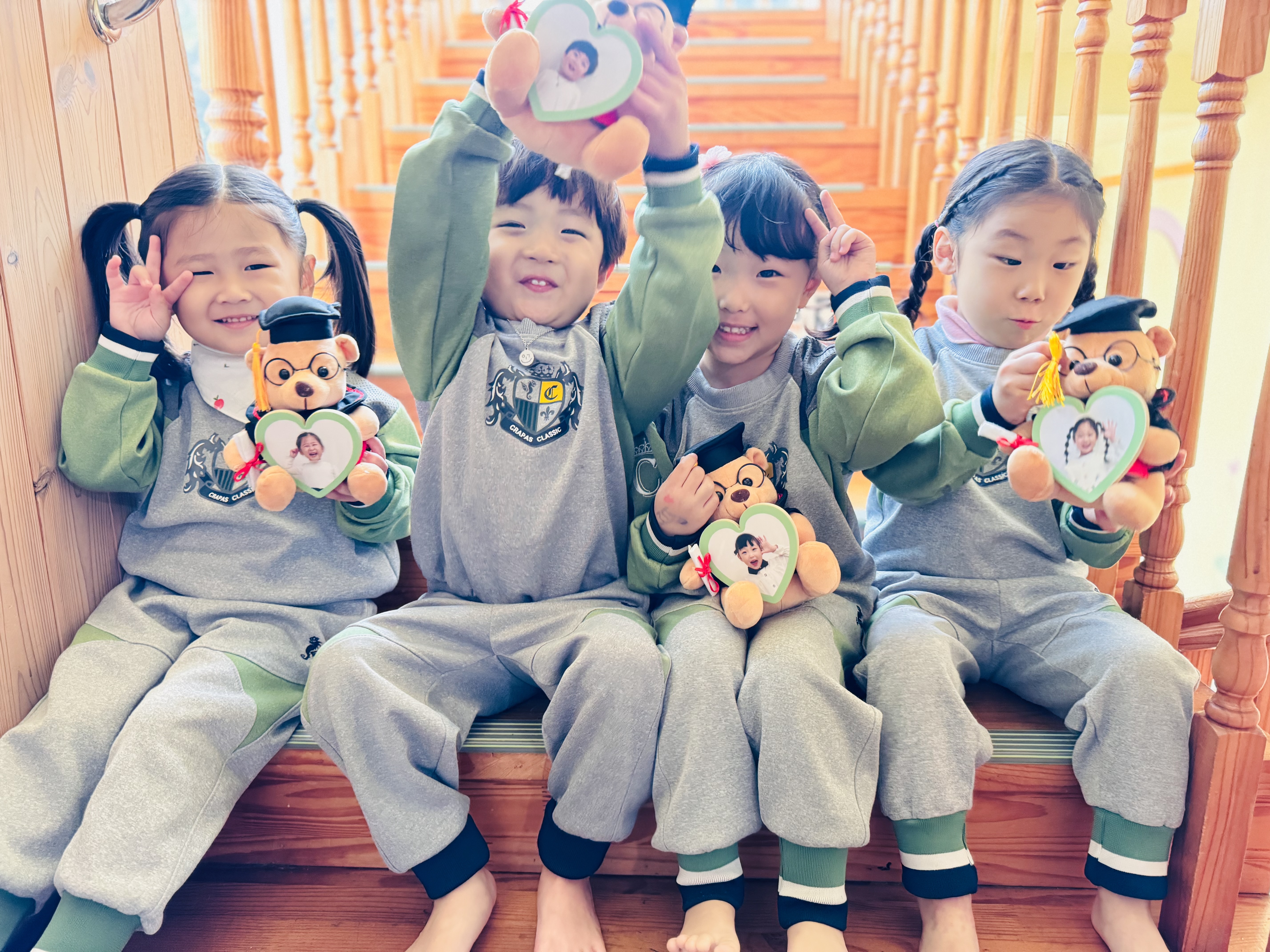 똘망똘망 졸업포토 곰돌이